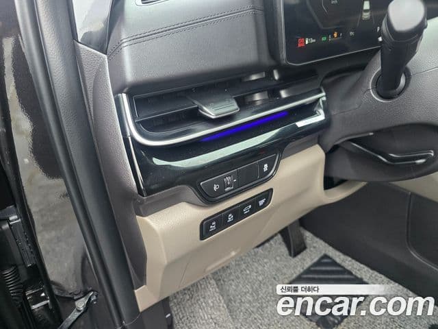 Kia Carnival 2024 — ფოტო 12/20
