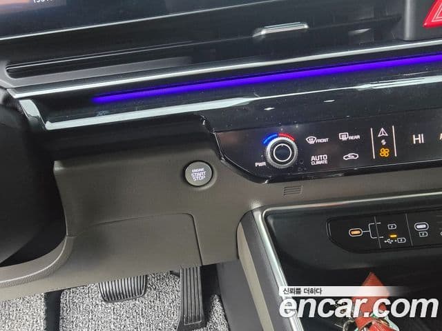 Kia Carnival 2024 — ფოტო 17/20