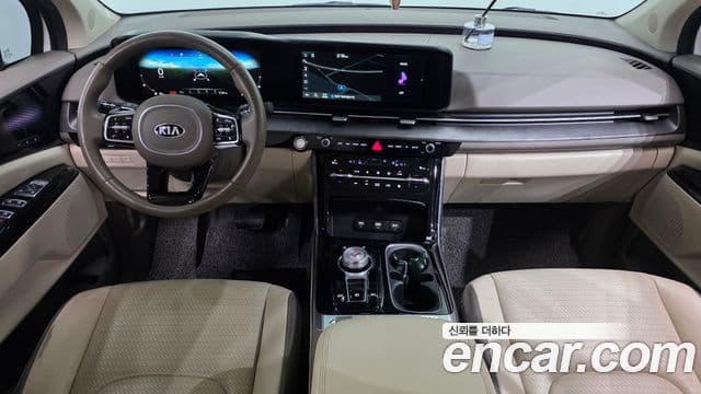 Kia Carnival 2020 — Фото 7/20