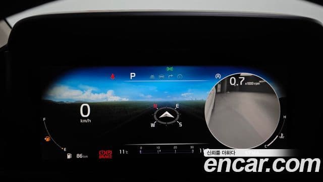 Kia Carnival 2020 — Фото 8/20