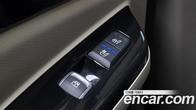 Kia Carnival 2020 — Фото 18/20