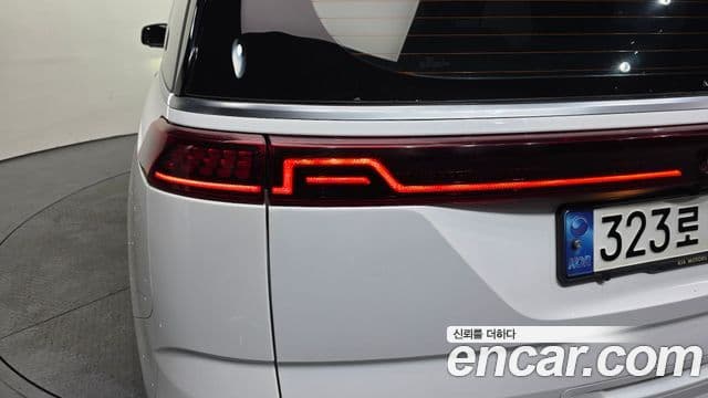 Kia Carnival 2020 — Şəkil 25/32