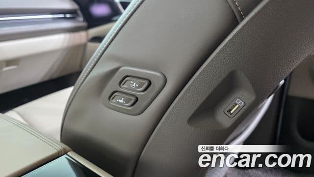 Kia Carnival 2020 — Şəkil 29/32