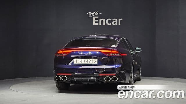 Kia Stinger 2021 — ფოტო 3/20