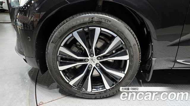 Volvo XC60 2024 — Photo 6/30
