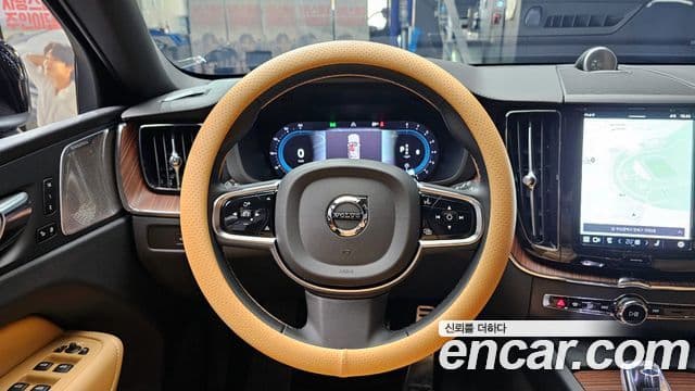 Volvo XC60 2024 — Photo 4/30