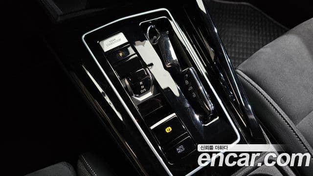Volkswagen Golf 2025 — Photo 5/34