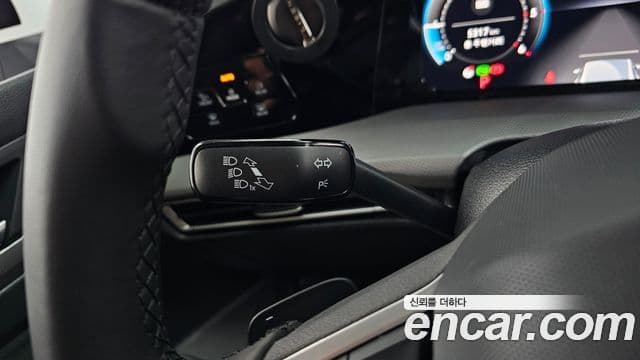 Volkswagen Golf 2025 — Photo 26/34