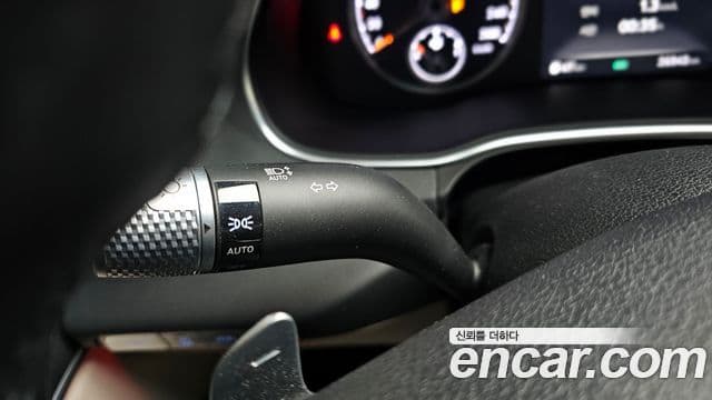 Genesis GV80 2020 — ფოტო 15/20