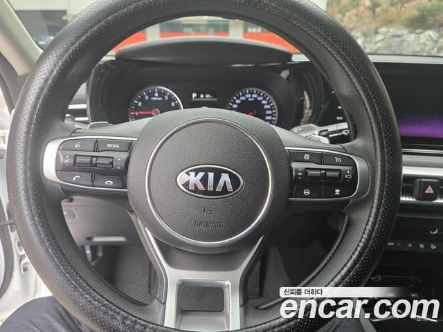 Kia K5 2020 — фото 8 из 14