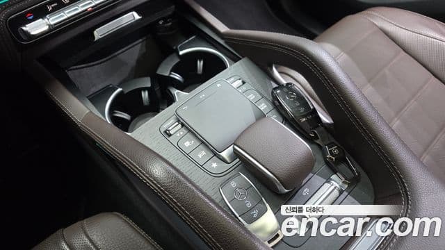 Mercedes-Benz GLE-Class 2022 — Şəkil 7/20