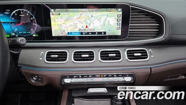 Mercedes-Benz GLE-Class 2022 — Şəkil 13/20