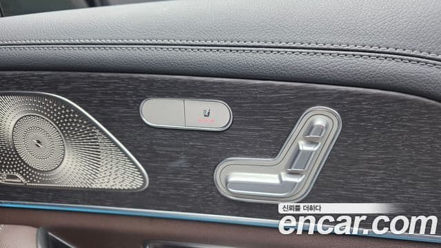 Mercedes-Benz GLE-Class 2022 — фото 17 из 20