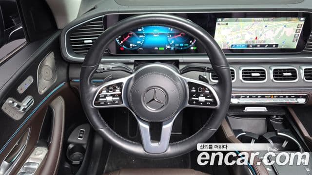 Mercedes-Benz GLE-Class 2022 — Photo 30/34