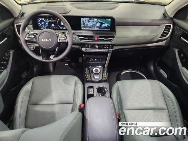 Kia Seltos 2024 — Şəkil 10/17