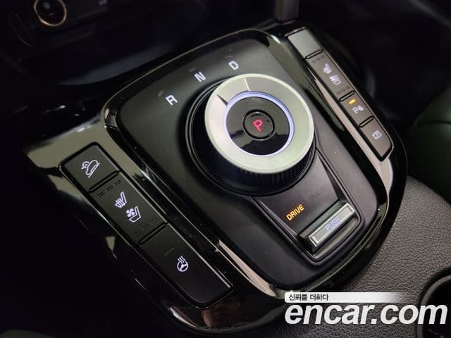 Kia Seltos 2024 — Şəkil 7/17