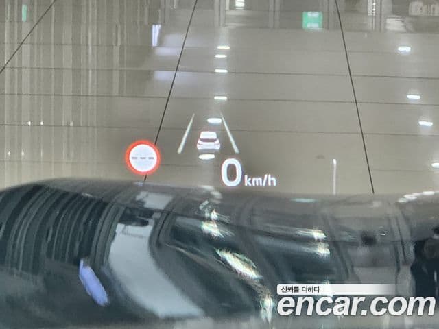Kia Seltos 2024 — Şəkil 16/17