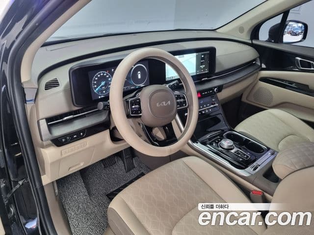 Kia Carnival 2023 — ფოტო 9/20