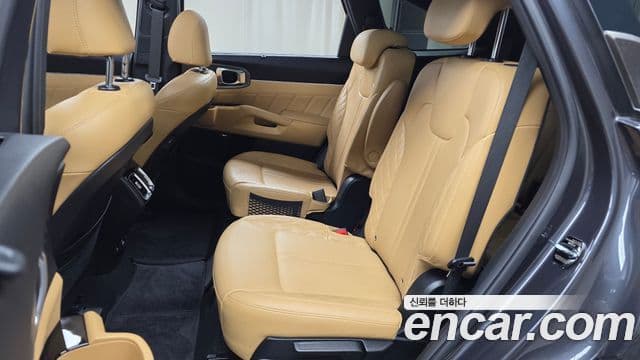 Kia Sorento 2022 — Şəkil 12/20