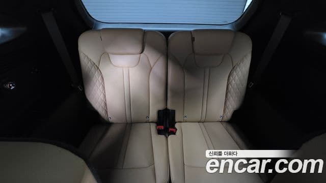 Kia Sorento 2022 — Şəkil 17/20
