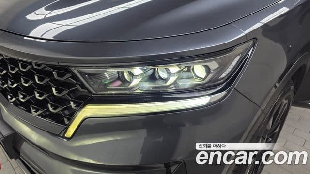 Kia Sorento 2022 — Photo 10/37
