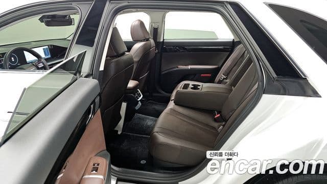 Hyundai Grandeur 2023 — Фото 11/20