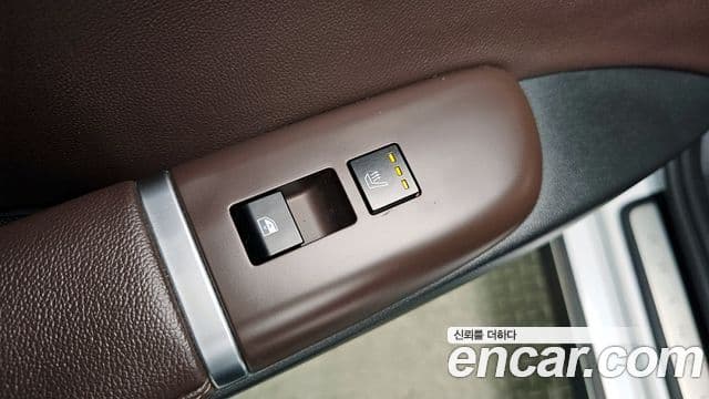 Hyundai Grandeur 2023 — Фото 18/20