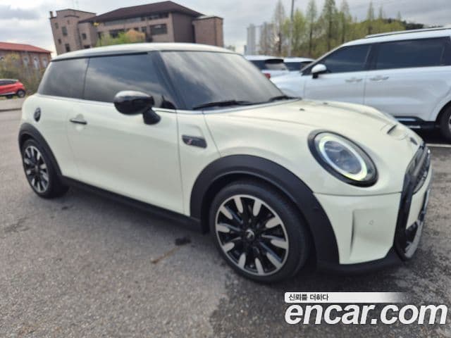 Mini Cooper S 2021 — Photo 15/19