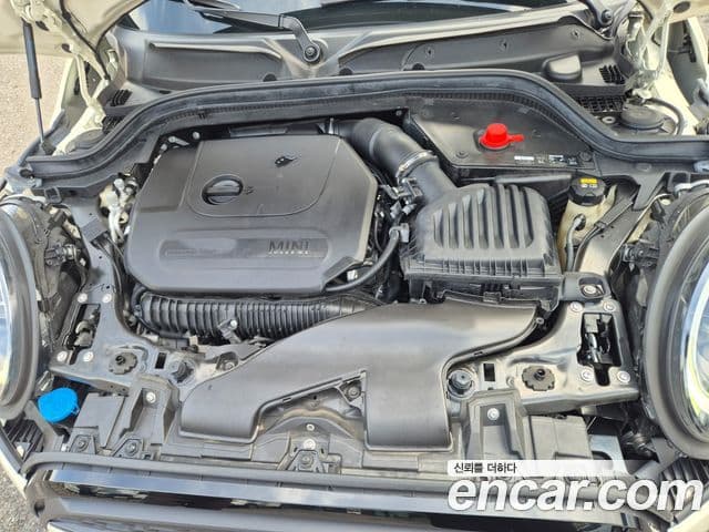 Mini Cooper S 2021 — Photo 19/19