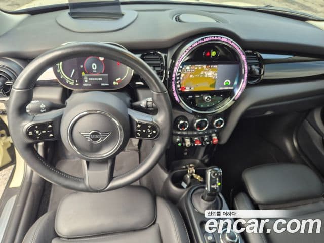 Mini Cooper S 2021 — Photo 10/19