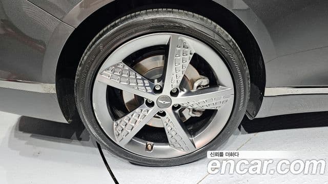 Genesis Electrified G80 2022 — Şəkil 5/20