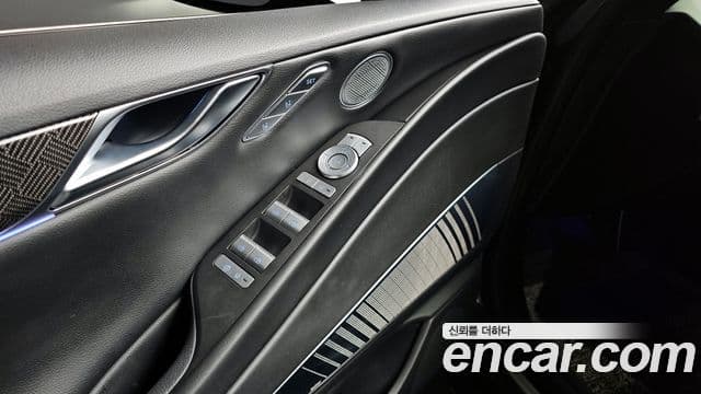 Genesis Electrified G80 2022 — Şəkil 13/20