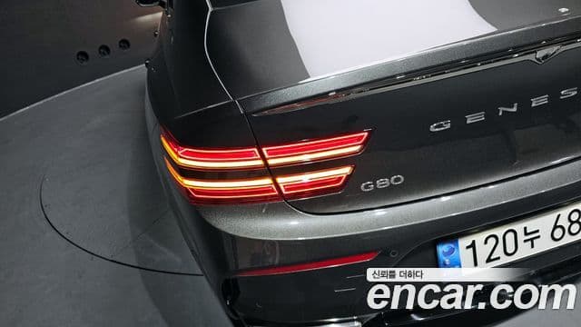 Genesis G80 2022 — Photo 4/31