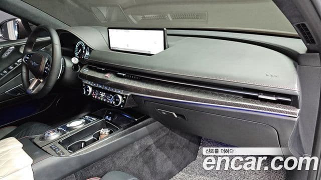 Genesis G80 2022 — Photo 8/31