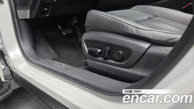 Lexus UX250h 2020 — Şəkil 2/20