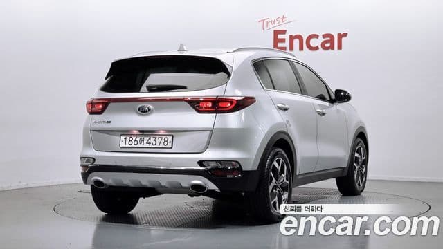 Kia Sportage The Bold 2020 — ფოტო 2/20