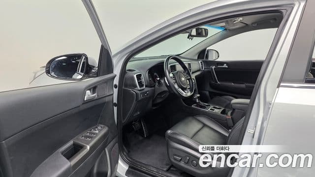 Kia Sportage The Bold 2020 — ფოტო 10/20