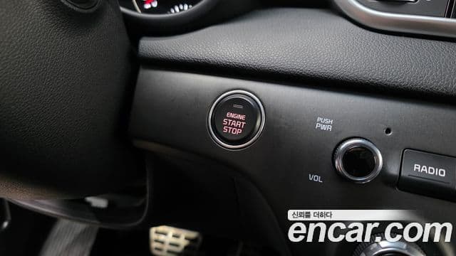 Kia Sportage The Bold 2020 — ფოტო 18/20