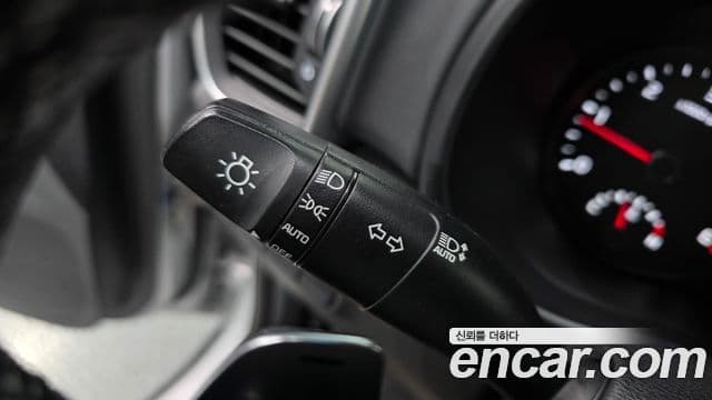 Kia Sportage The Bold 2020 — ფოტო 19/20