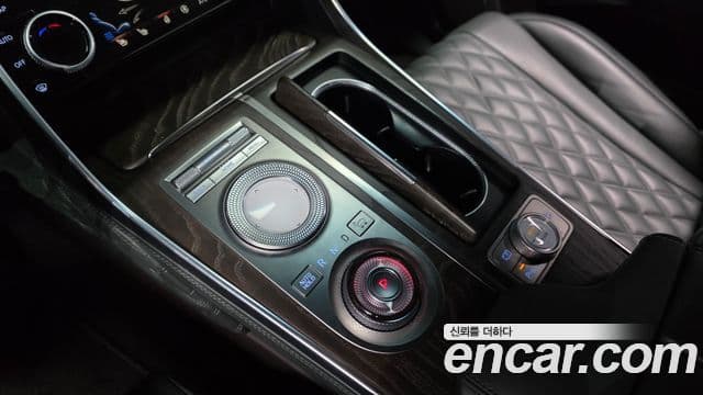Genesis GV80 2020 — ფოტო 9/20
