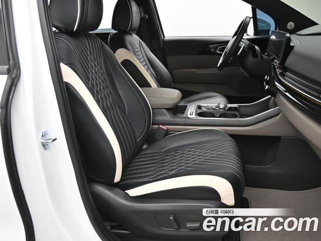 Kia Carnival 2024 — Фото 8/20