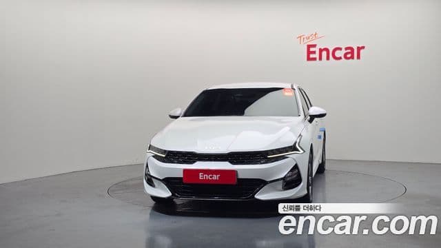 Kia K5 2023 — Şəkil 3/20