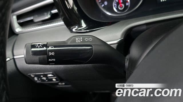 Kia K5 2023 — Şəkil 16/20