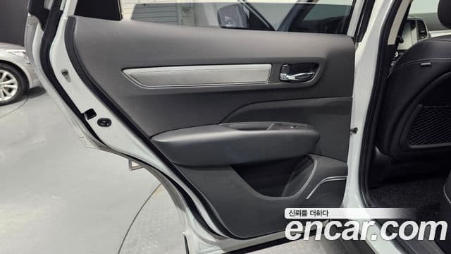 Renault Samsung QM6 2021 — Photo 29/31
