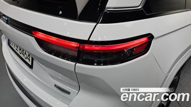Jeep Grand Cherokee 2022 — Photo 16/33