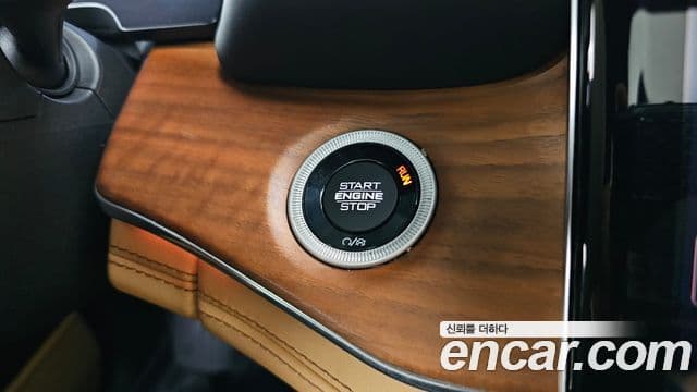 Jeep Grand Cherokee 2022 — Photo 33/33