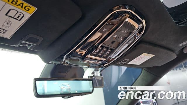 Jeep Grand Cherokee 2022 — Photo 23/33