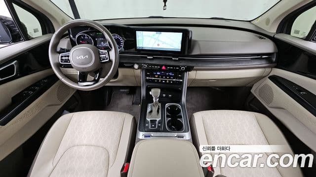 Kia Carnival 2022 — Şəkil 7/20