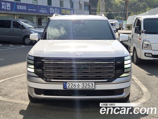 Hyundai Palisade 2025 — ფოტო 1/20