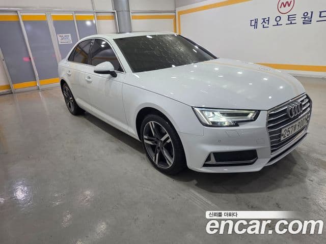 Audi A4 2019 — Şəkil 12/20